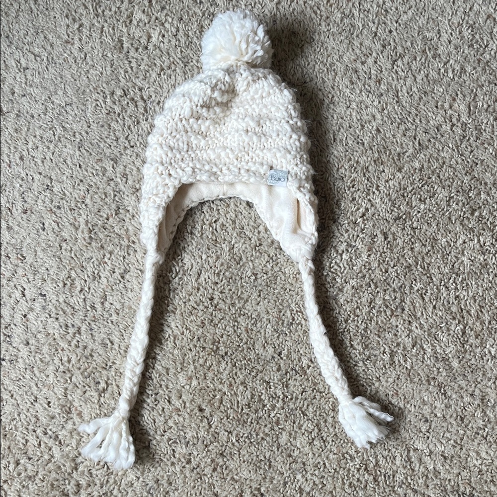 Bula knit Pom hat